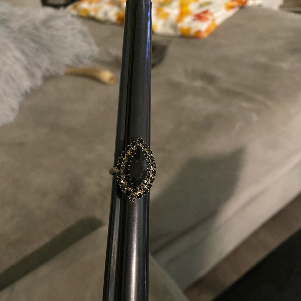 Vintage Silver Black Oval Victorian Ring